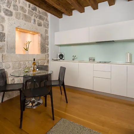Nije Presa Apartman