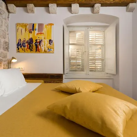 Nije Presa Apartamento *